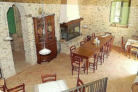 Sleeps 14 Pool Wifi * Carpini