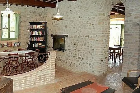 Sleeps 14 Pool Wifi Carpini