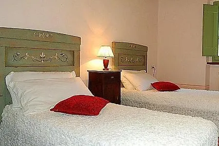 Villa Sleeps 14 Pool Wifi *